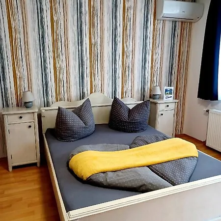 Margret Haus * بالاتونفوريد