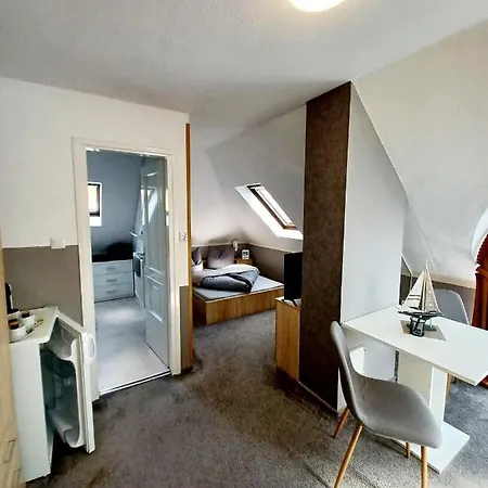فندق مبيت وإفطار Margret Haus *