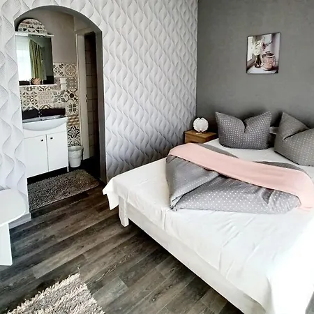 Margret Haz Bed & Breakfast 3*