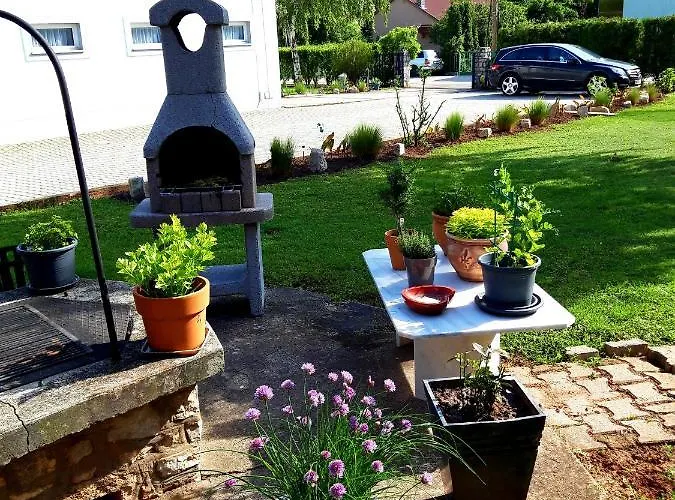 Margret Haz Balatonfüred